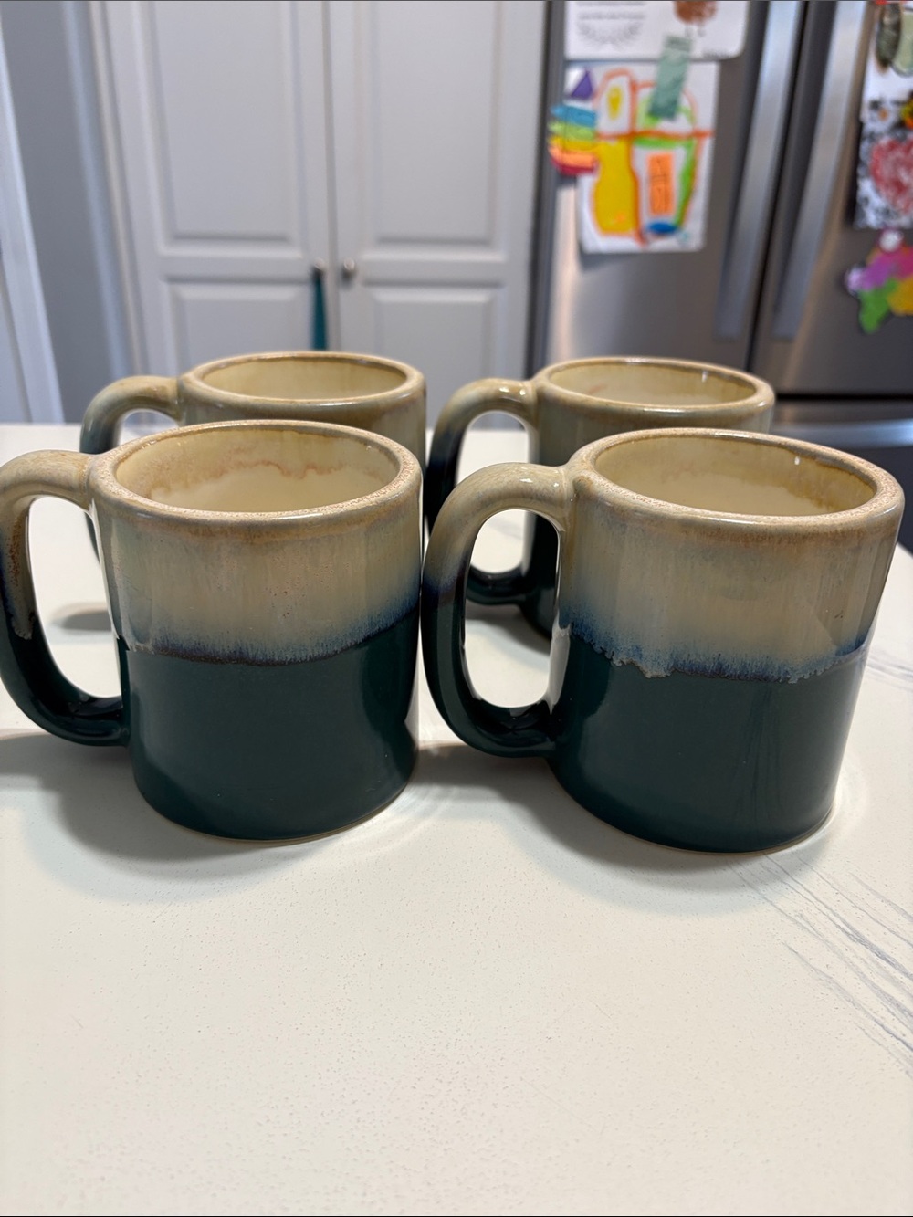 NWOT Vintage Rodolfo Padilla Set of 4 Two-Tone Green and Cream Ceramic Mugs